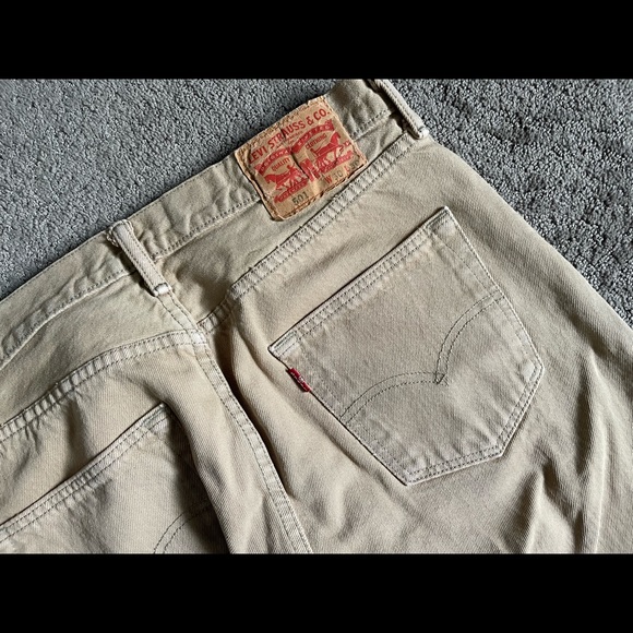 Levi's - Picture 5 of 7